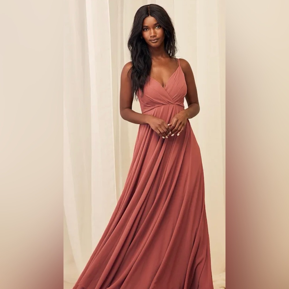Lulus NWT Rust Rose gown